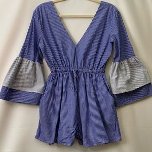 Giani Bini Romper blue/white stripes with bell sleeves sz S
